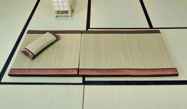 Tatami foldemadras 80x200 cm. med memory skum fyld + pude
