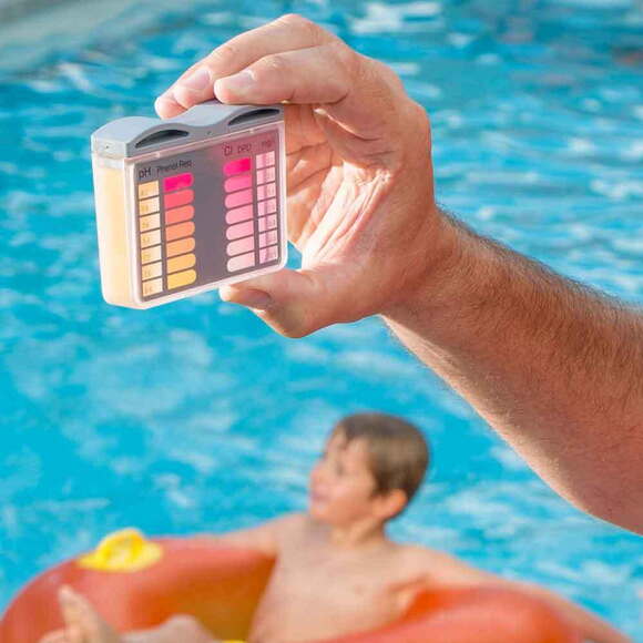 Lovibond Pool tester Chlorine/pH - Hand Shaker Tablet Tester
