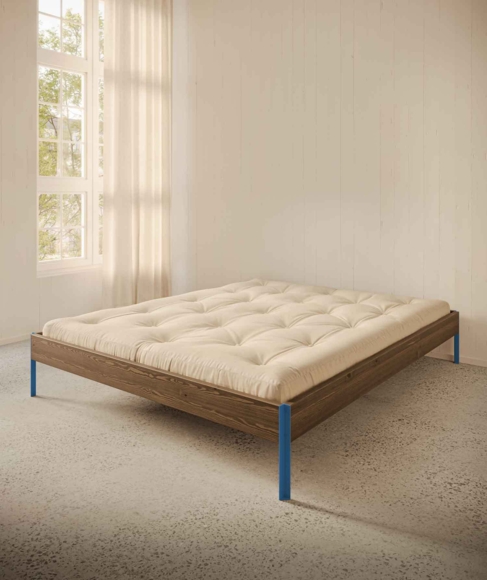 Vælg stel farve
Fyrretræ. 106. Carob brun
BEN
Core BEN. 407 Klar Blå