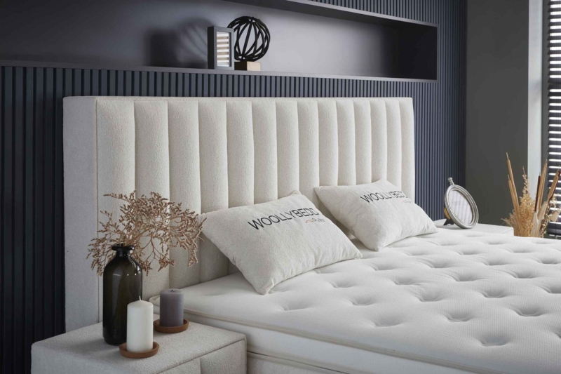 WOOLLY PLUS BED Opbevaringssenge. Stilfulde Kontinentalseng. Opbevaringssenge med praktisk plads under. Inklusiv en Luksus madras.