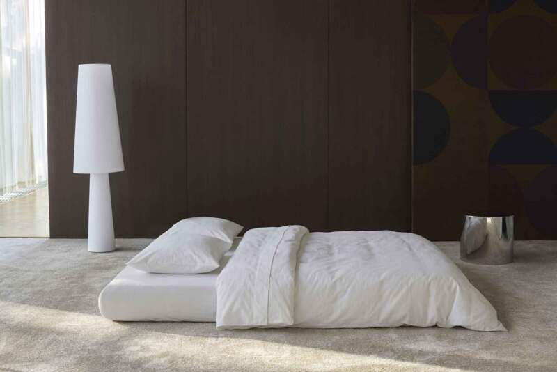 Komplet CIRCLUS sofa med runde puder - Standard
